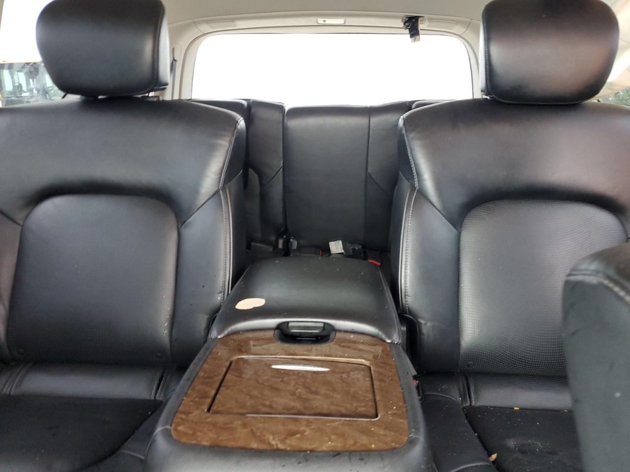 JN8AZ2NFXG9610842 2016 Infiniti Qx80