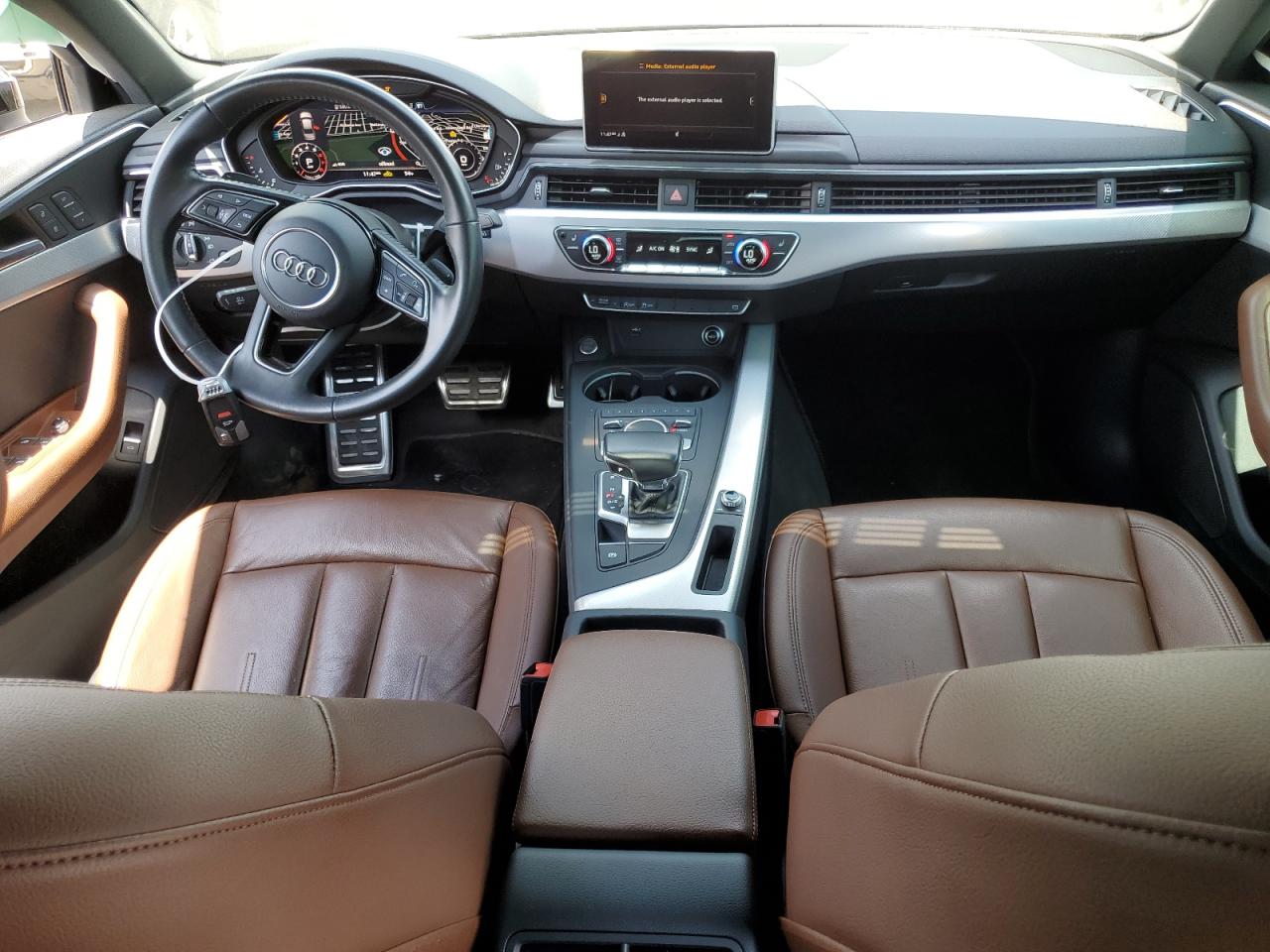 WAUKMAF44JA232607 2018 Audi A4 Premium