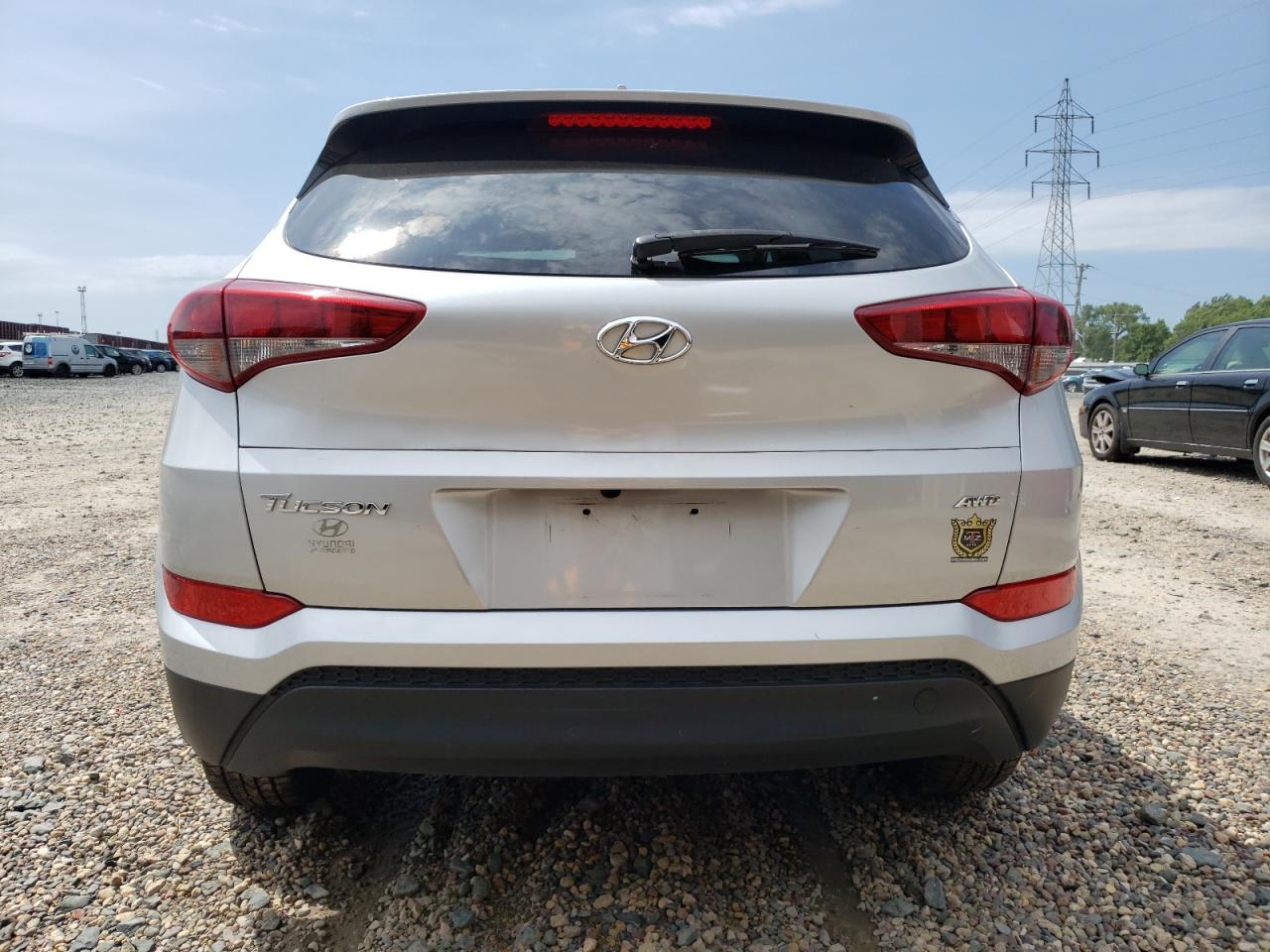 KM8J3CA43JU798661 2018 Hyundai Tucson Sel