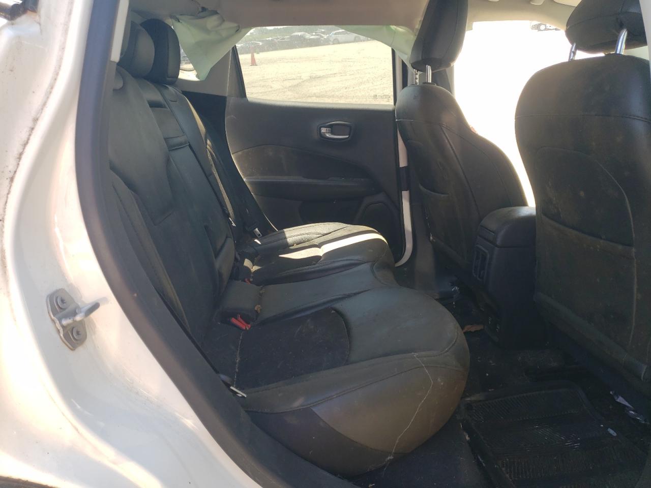 3C4NJDBB2KT754340 2019 Jeep Compass Latitude