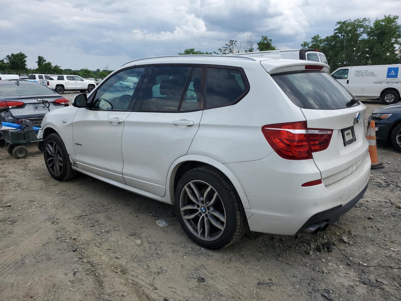 5UXWX9C52F0D52931 2015 BMW X3 xDrive28I