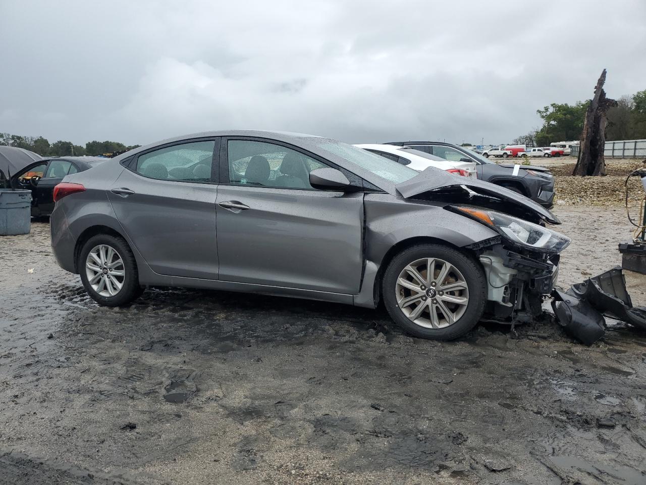 5NPDH4AE9EH519313 2014 Hyundai Elantra Se