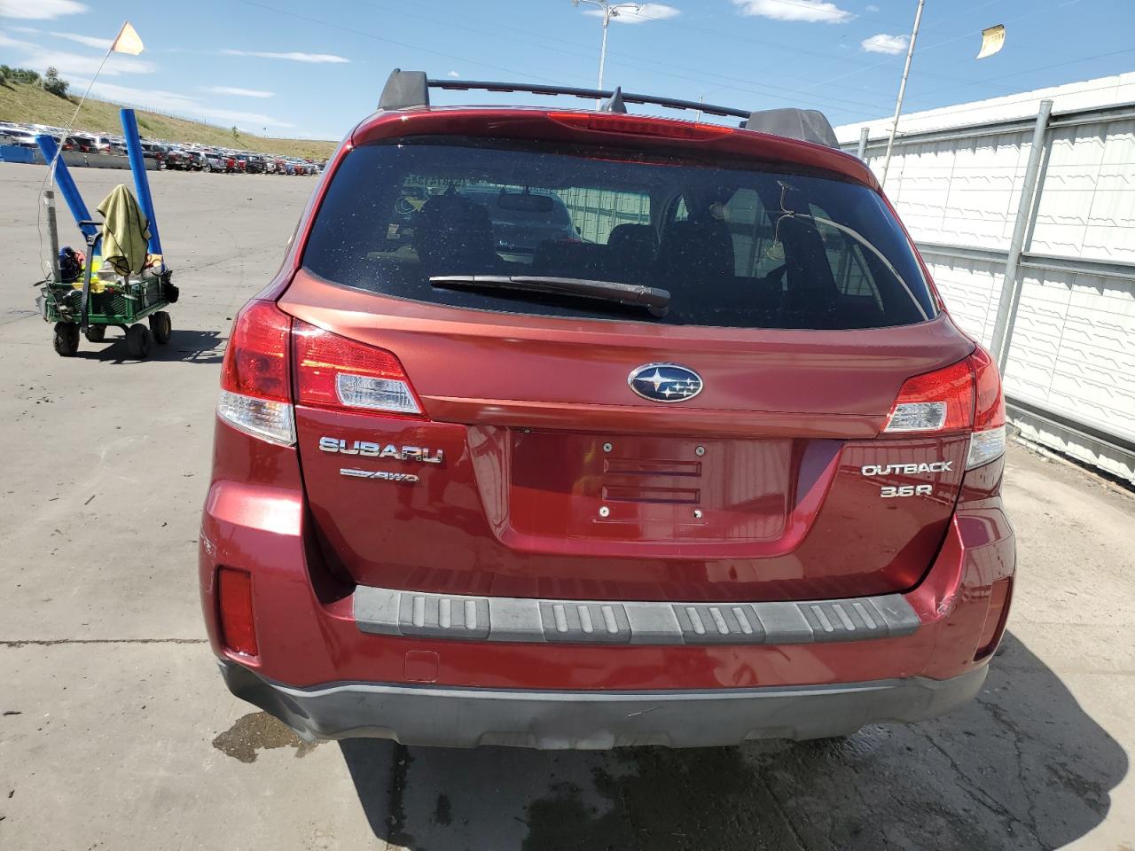 4S4BRDKC0B2392283 2011 Subaru Outback 3.6R Limited