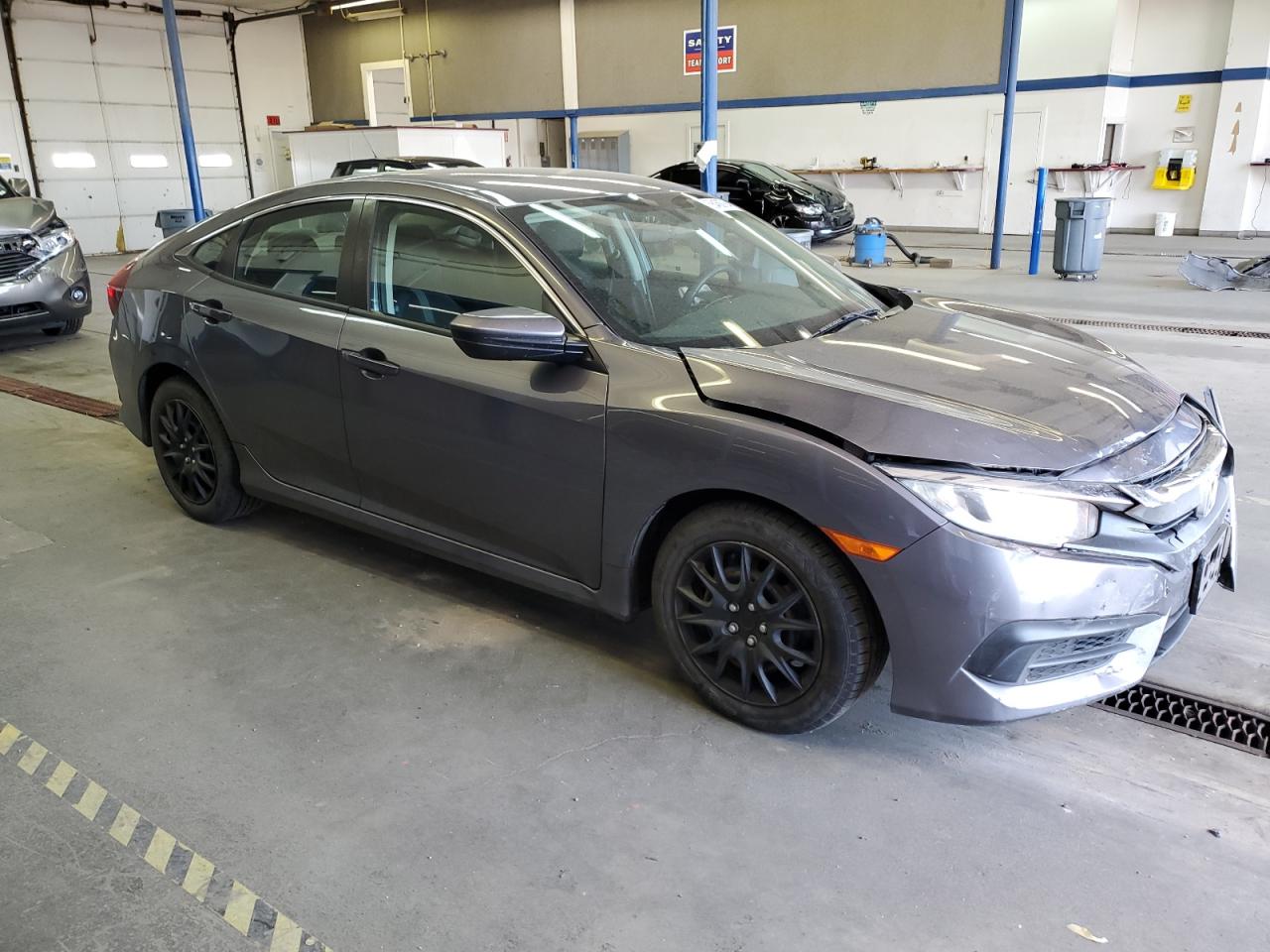 19XFC2F50HE214442 2017 Honda Civic Lx