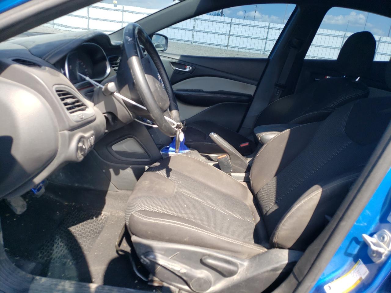 1C3CDFBB4FD390609 2015 Dodge Dart Sxt