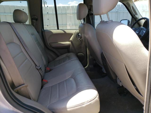 1J8GL58K94W119587 2004 Jeep Liberty Limited