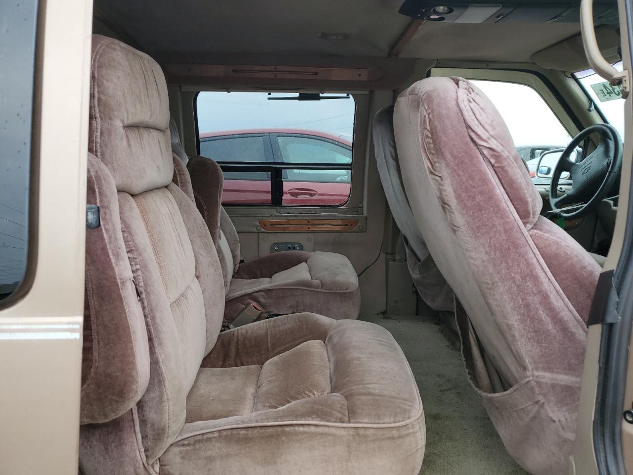 1GBEL19WXWB145655 1998 Chevrolet Astro