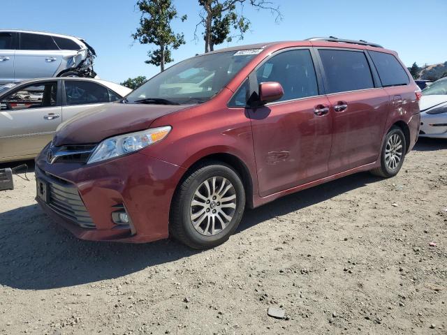2018 TOYOTA SIENNA XLE - 5TDYZ3DC0JS914780