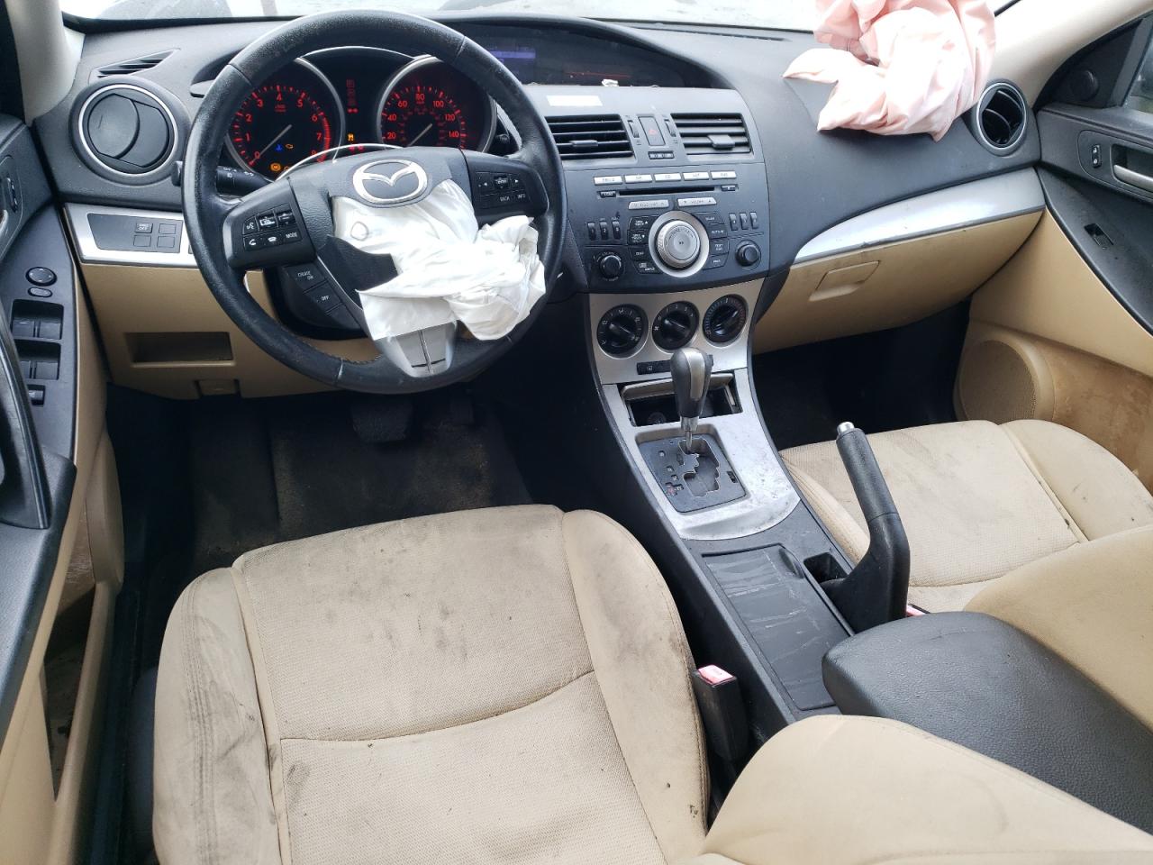 JM1BL1K53B1432030 2011 Mazda 3 S