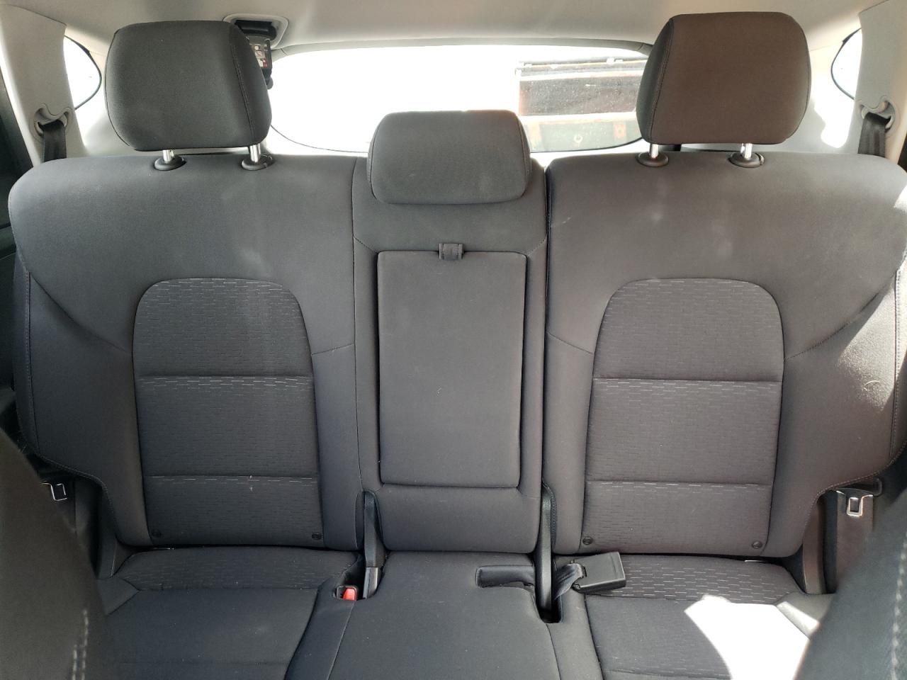 KM8J2CA40KU065794 2019 Hyundai Tucson Se