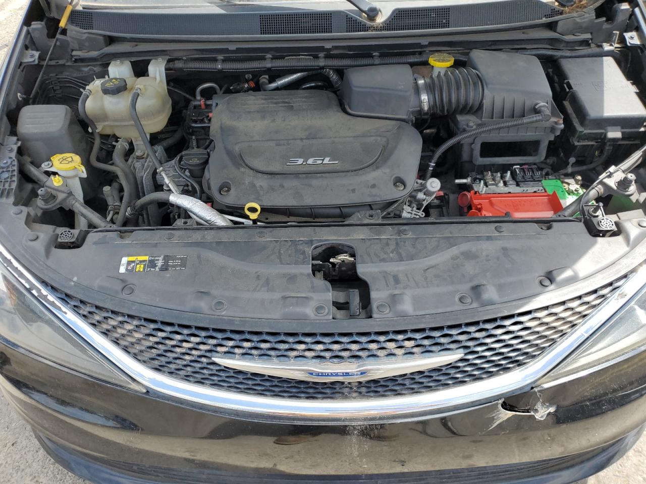 2018 Chrysler Pacifica Lx vin: 2C4RC1CG5JR182234