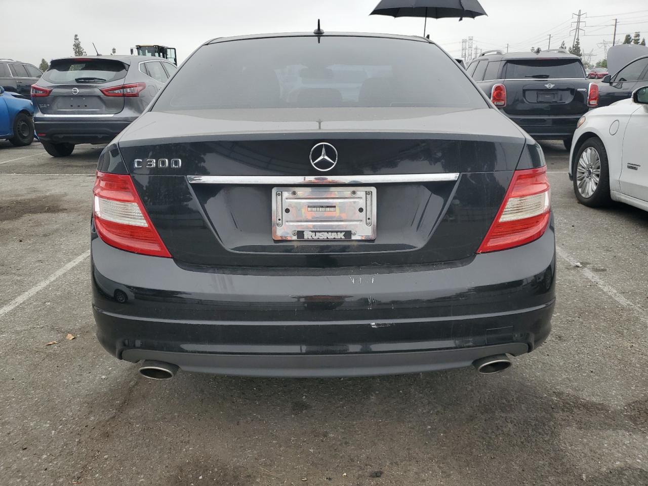 WDDGF5EB8BA517893 2011 Mercedes-Benz C 300
