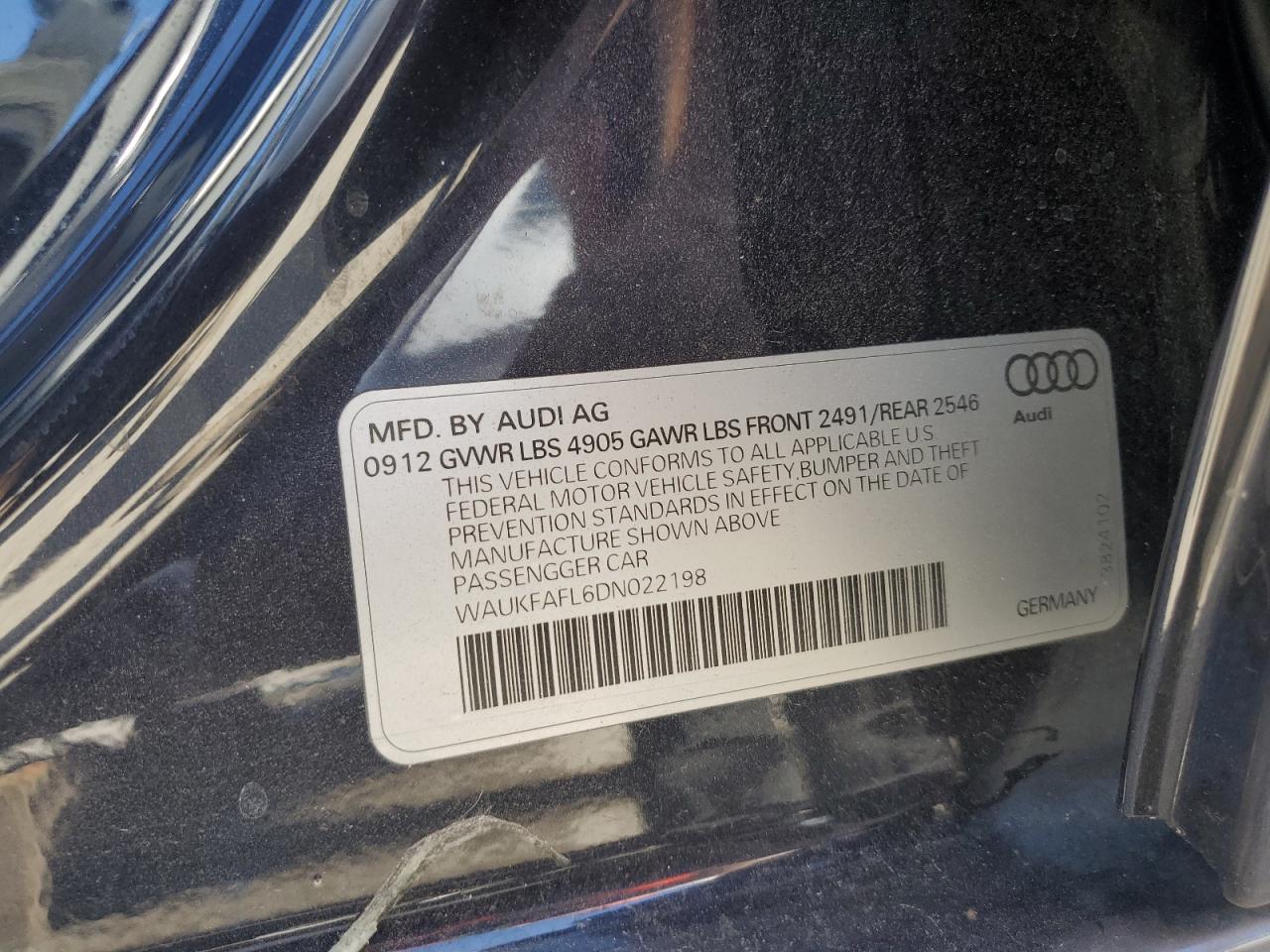 2013 Audi A4 Prestige vin: WAUKFAFL6DN022198