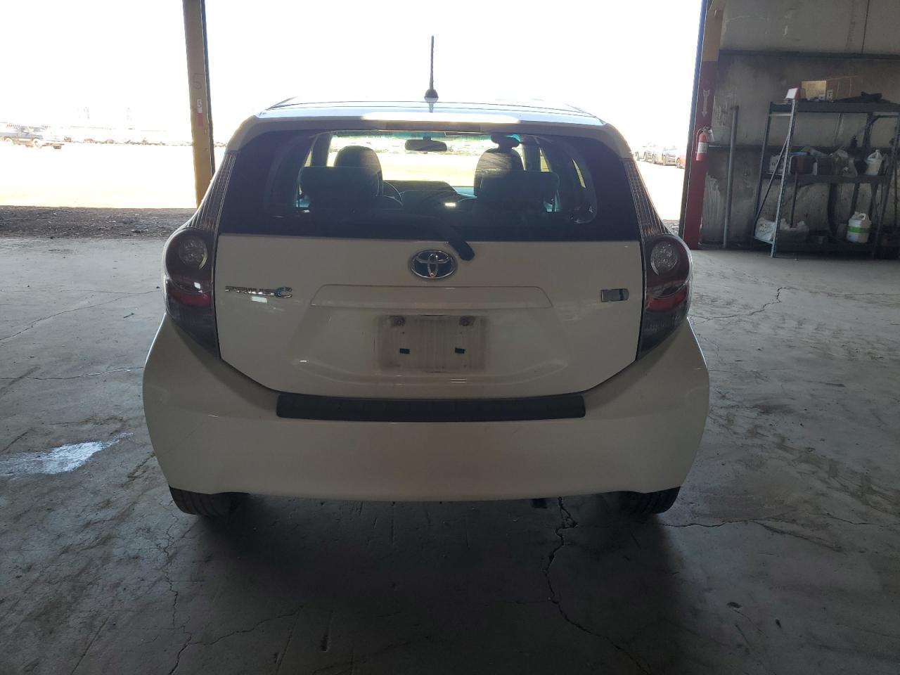 2012 Toyota Prius C vin: JTDKDTB3XC1002262