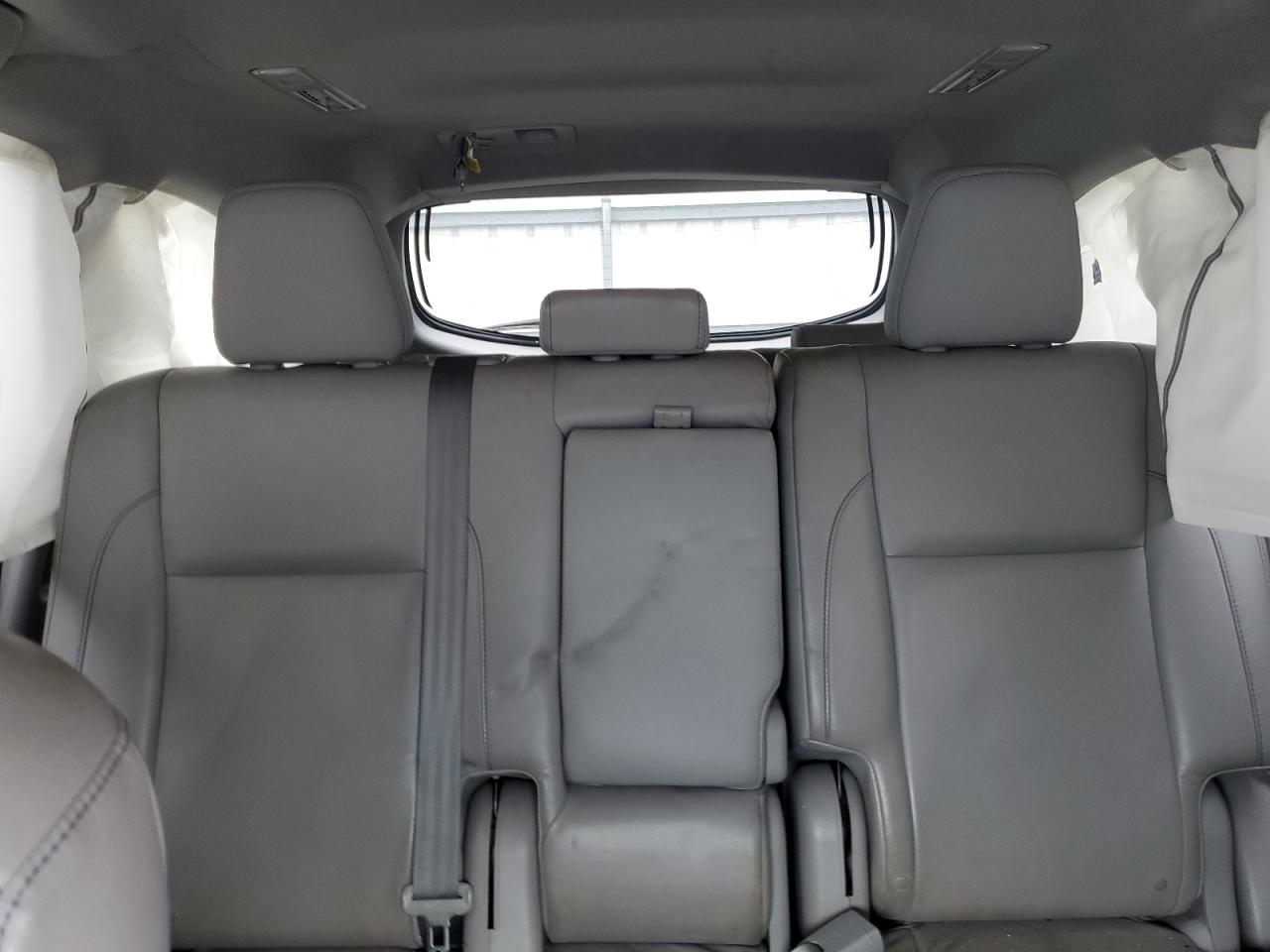 5TDJKRFH3ES037399 2014 Toyota Highlander Xle