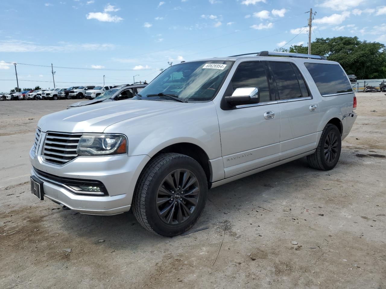 2017 Lincoln Navigator L Select vin: 5LMJJ3JT8HEL05877