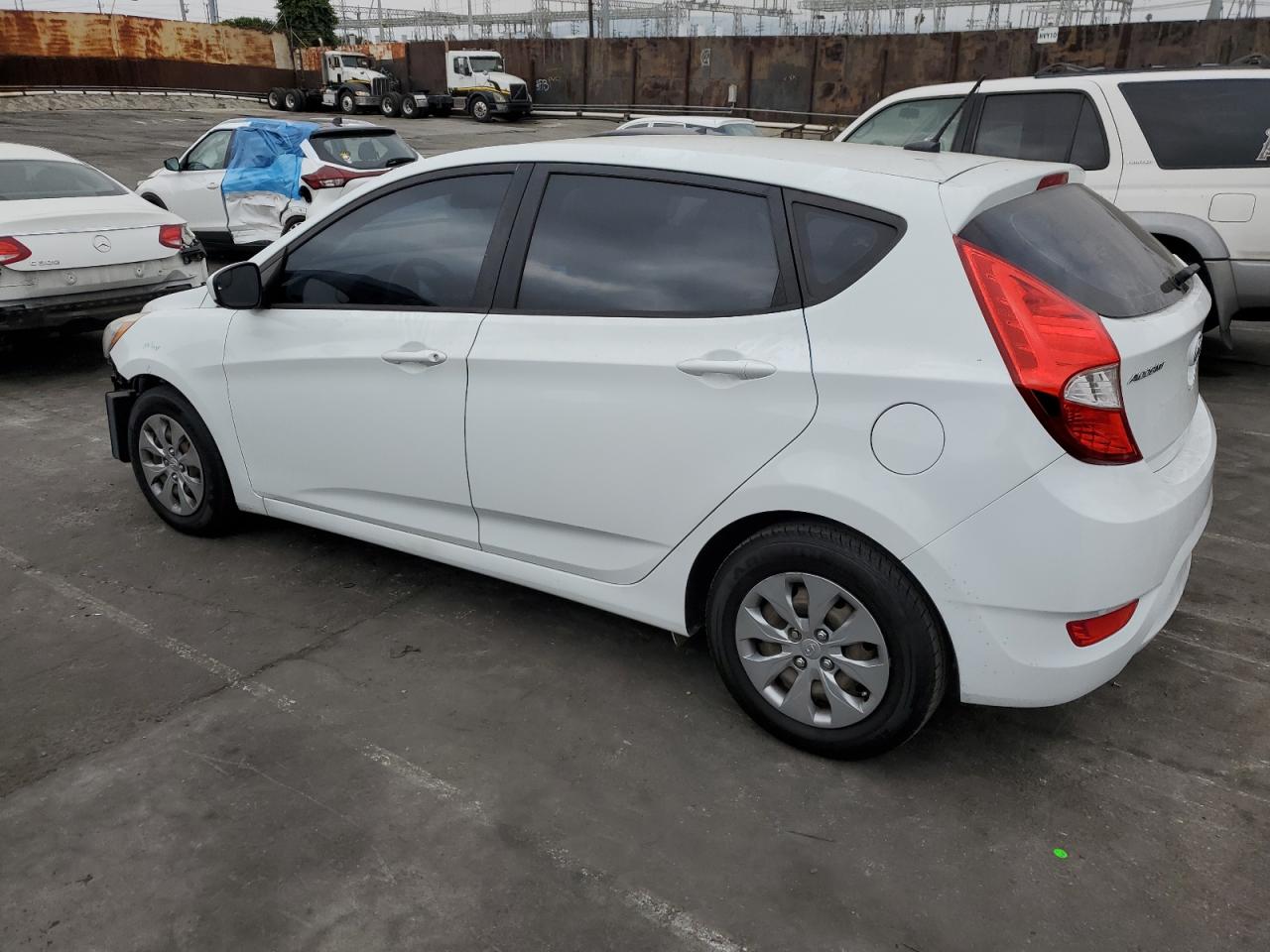 KMHCT5AE3FU219768 2015 Hyundai Accent Gs