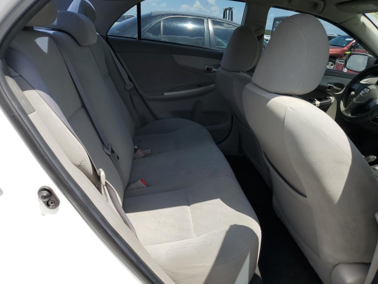 1NXBU4EE6AZ231158 2010 Toyota Corolla Base