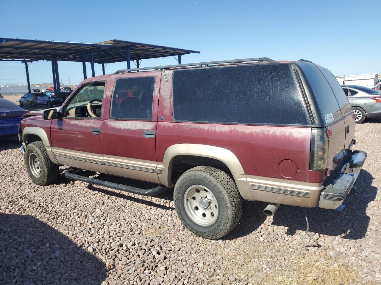 1GNFK16R1WJ353793 1998 Chevrolet Suburban K1500