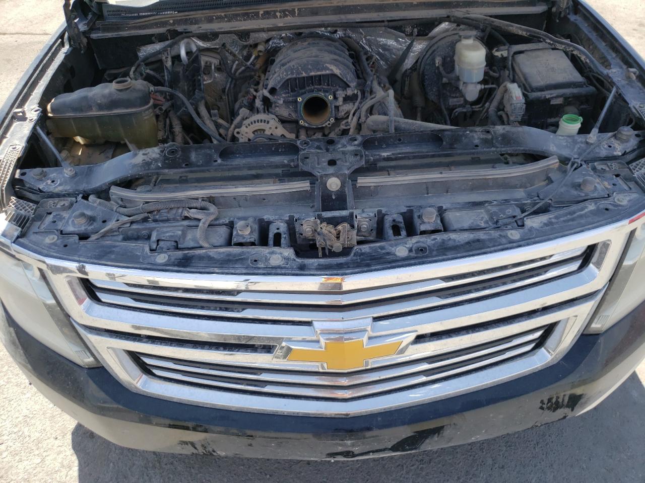 1GNSKJKC8HR185932 2017 Chevrolet Suburban K1500 Premier