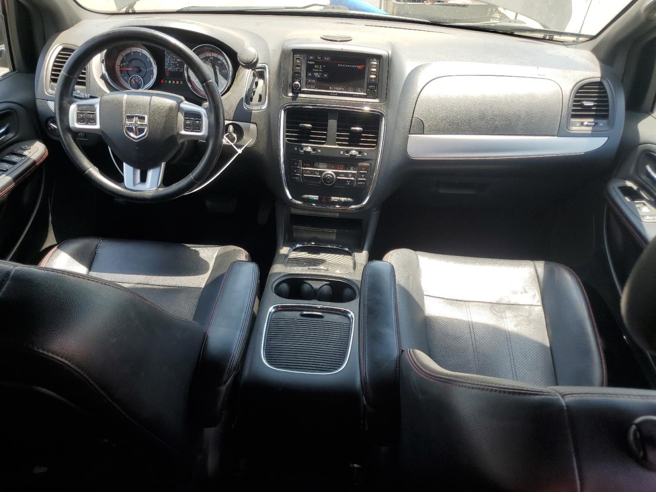 2C4RDGEG2GR384860 2016 Dodge Grand Caravan R/T