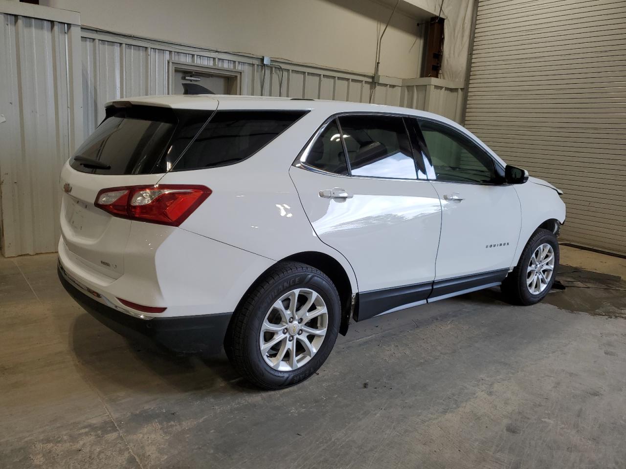 2GNAXUEV2K6208328 2019 Chevrolet Equinox Lt