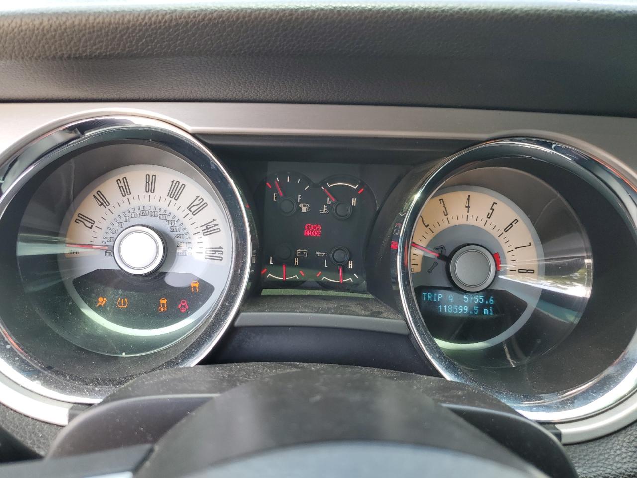 1ZVBP8AM2C5240403 2012 Ford Mustang