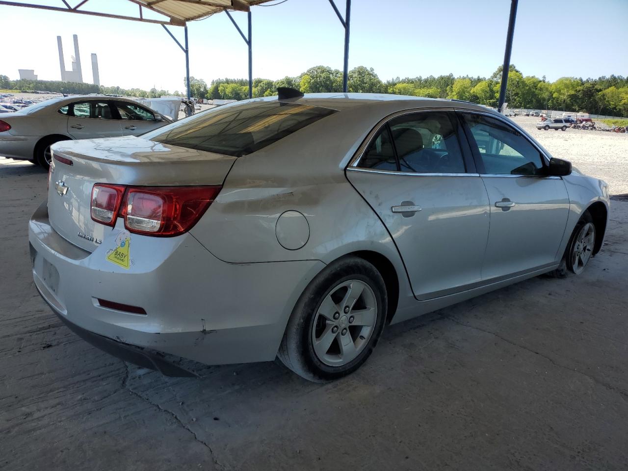 2015 Chevrolet Malibu Ls vin: 1G11B5SL2FF352529