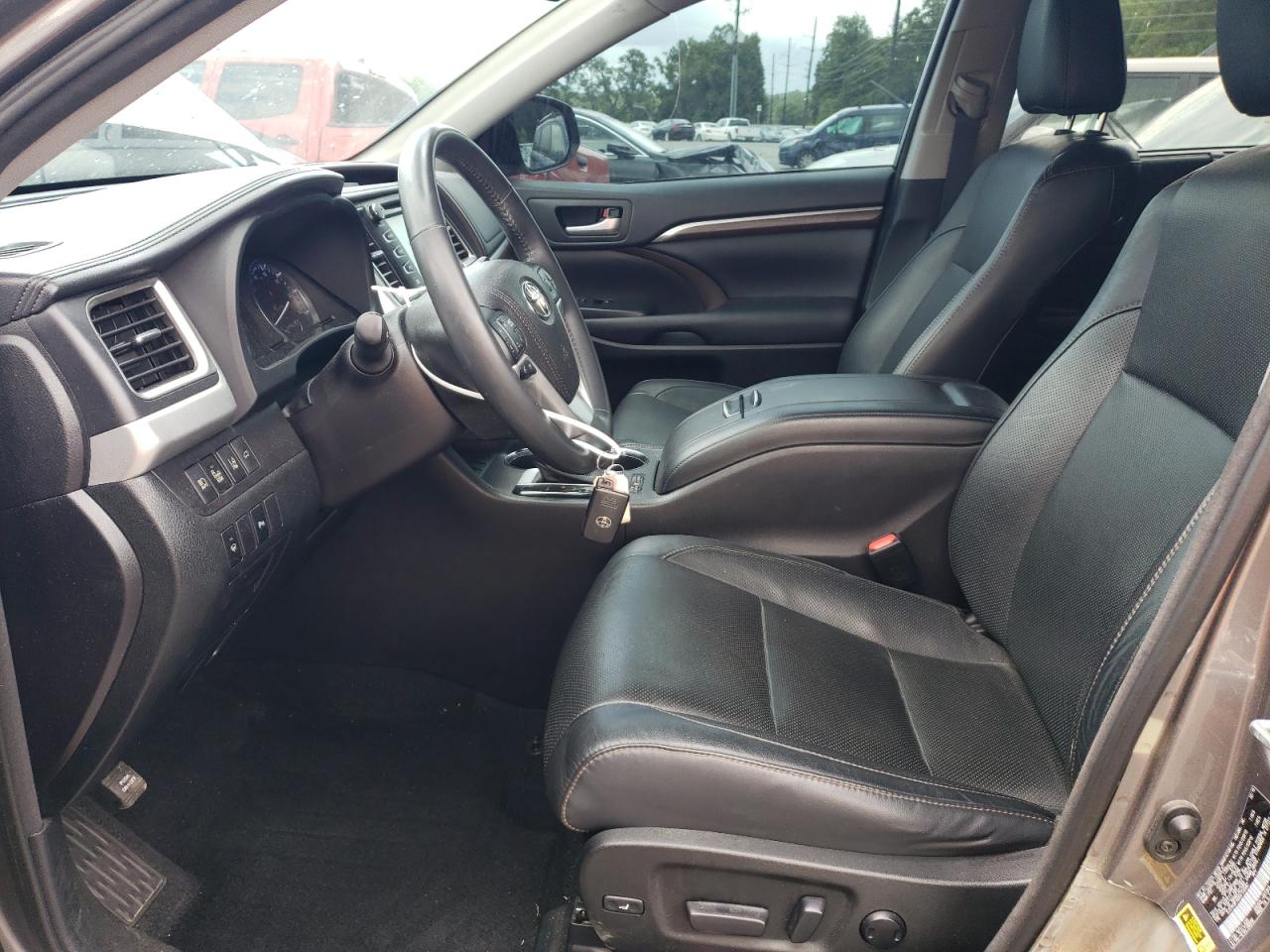 5TDYKRFH0GS156867 2016 Toyota Highlander Limited