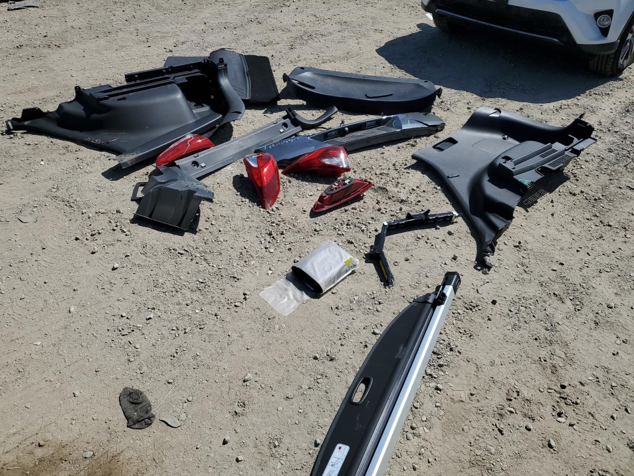 KM8J33A21HU485570 2017 Hyundai Tucson Limited