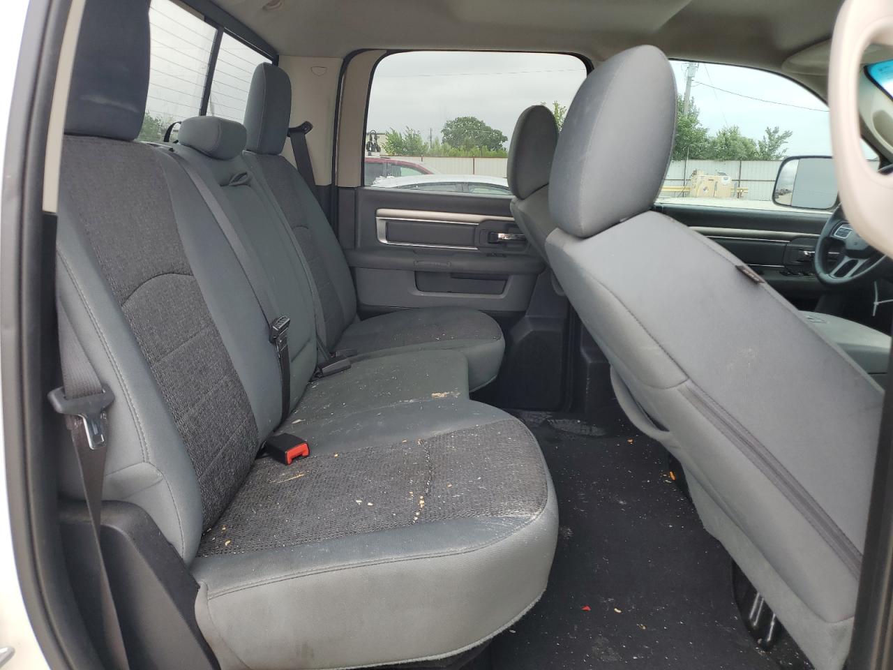 1C6RR6LT3GS210412 2016 Ram 1500 Slt