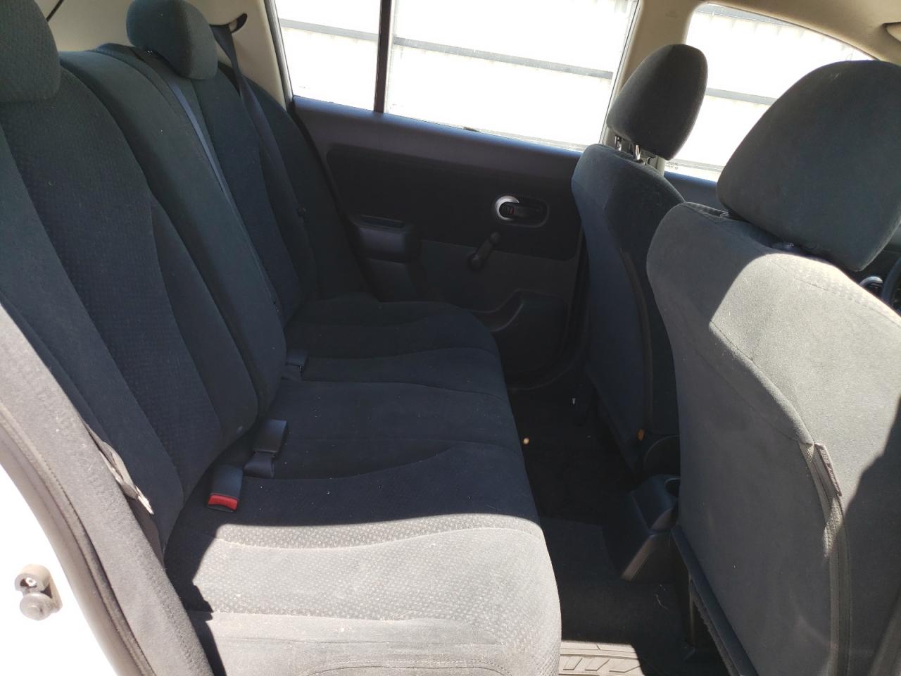 3N1BC1CP6AL458325 2010 Nissan Versa S