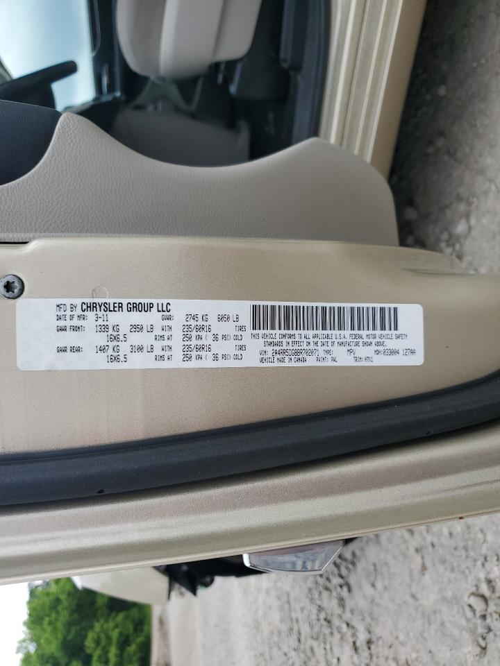 2A4RR5DG8BR702071 2011 Chrysler Town & Country Touring