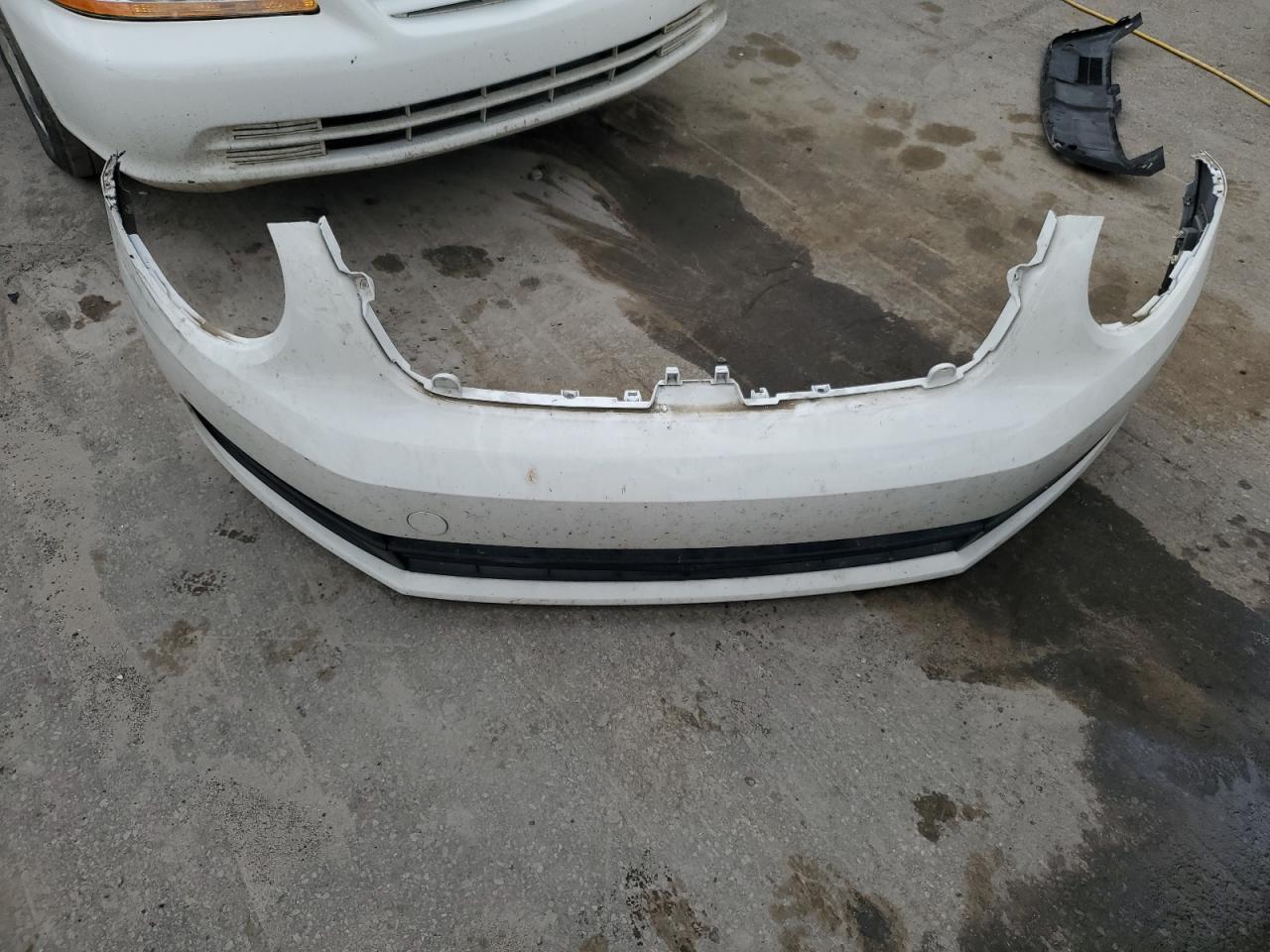 3VWJP7AT6CM659751 2012 Volkswagen Beetle