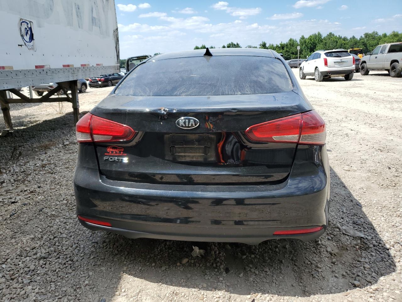 3KPFK4A74HE112570 2017 Kia Forte Lx