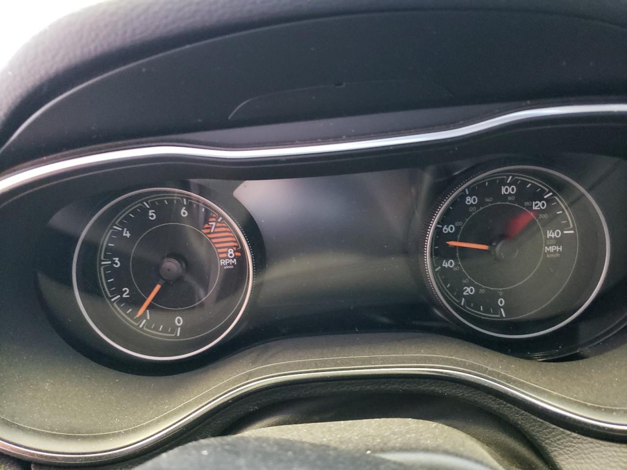 1C4PJMBX4KD115063 2019 Jeep Cherokee Trailhawk