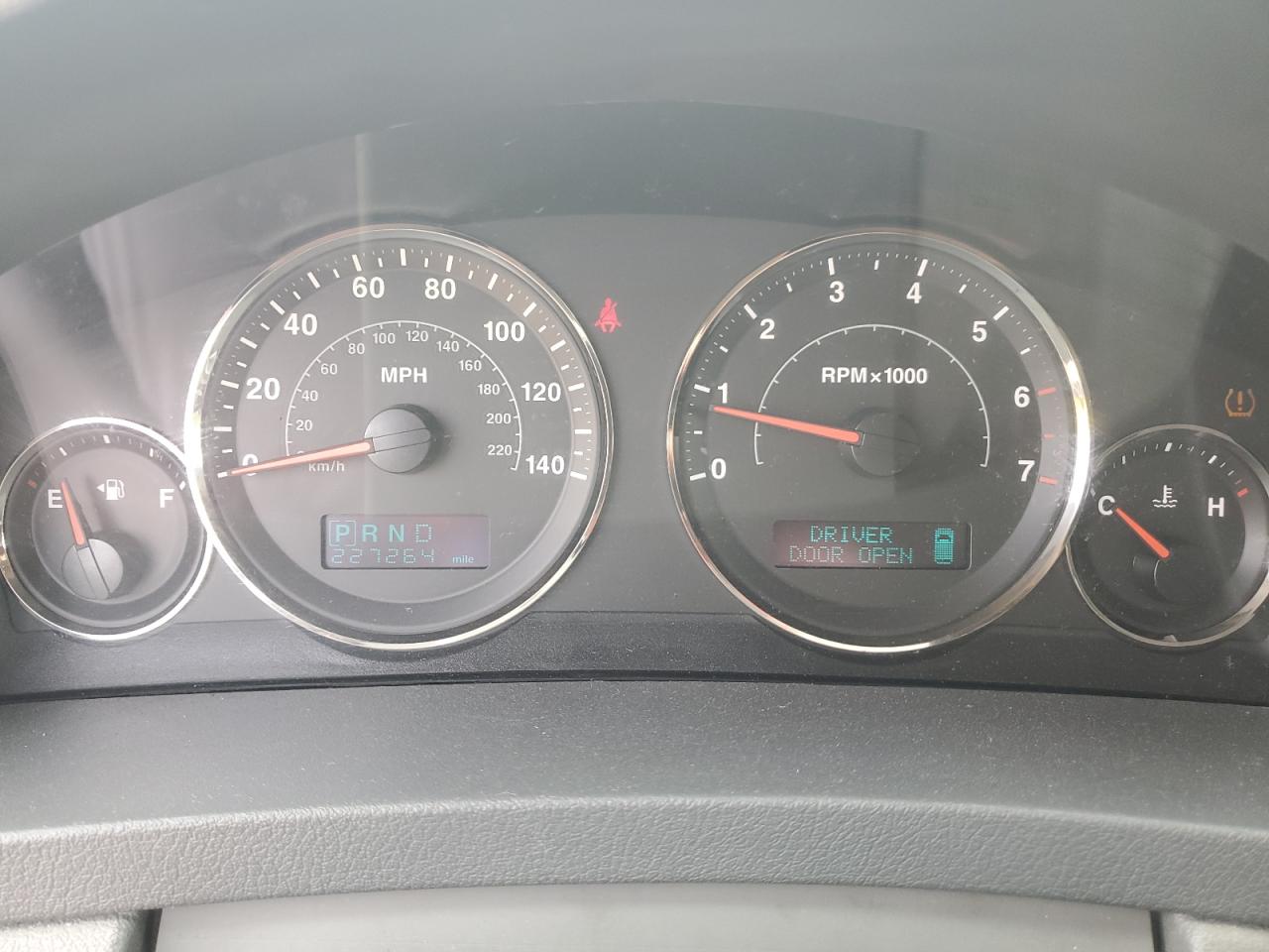 1J4HR58N35C703632 2005 Jeep Grand Cherokee Limited