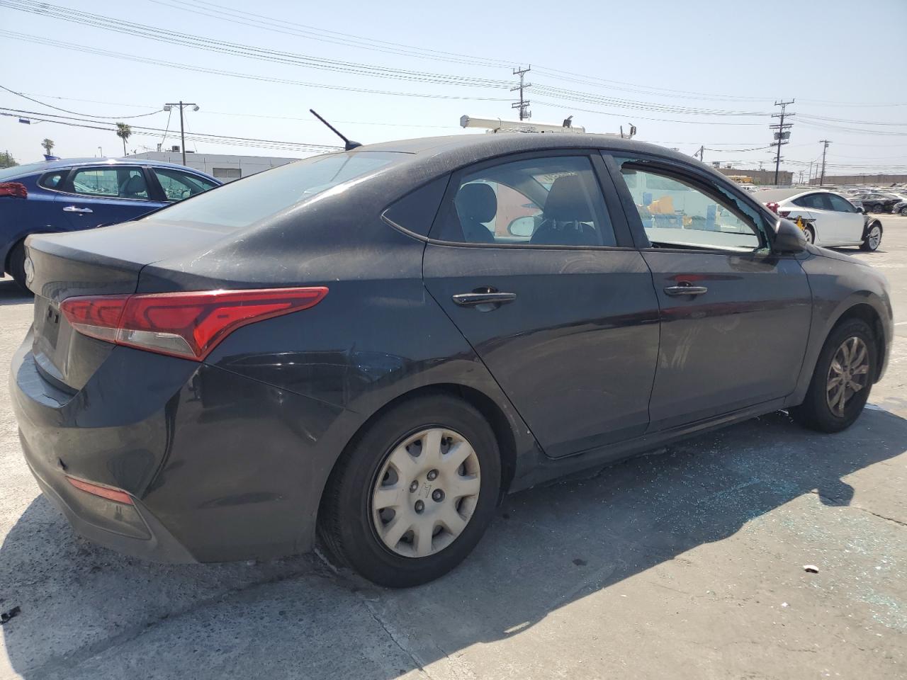 3KPC24A39KE069383 2019 Hyundai Accent Se