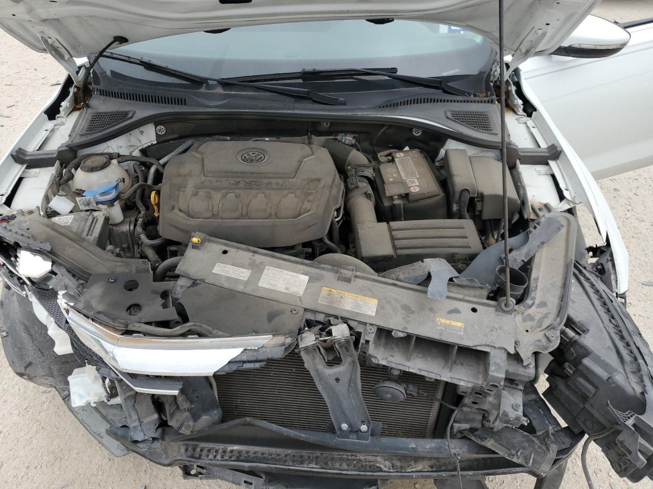 1VWSA7A30NC004995 2022 Volkswagen Passat Se