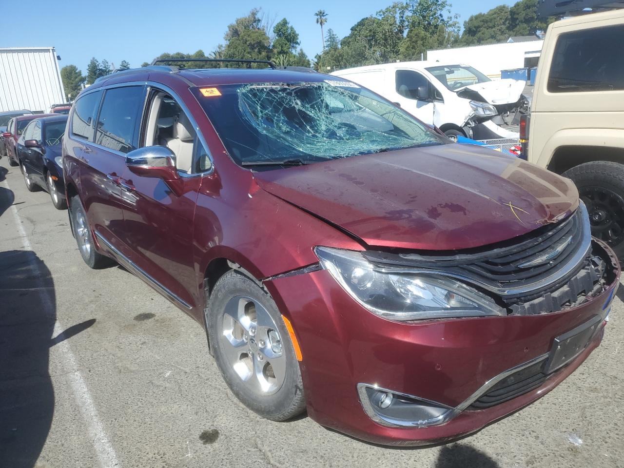 2C4RC1N76JR254054 2018 Chrysler Pacifica Hybrid Limited