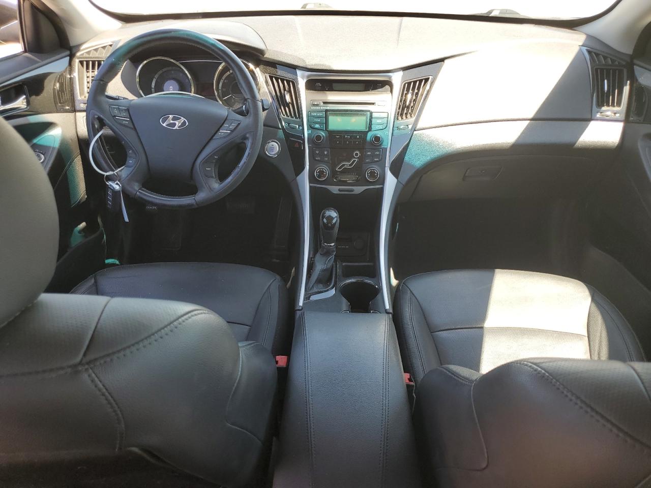 5NPEC4AC2DH706151 2013 Hyundai Sonata Se