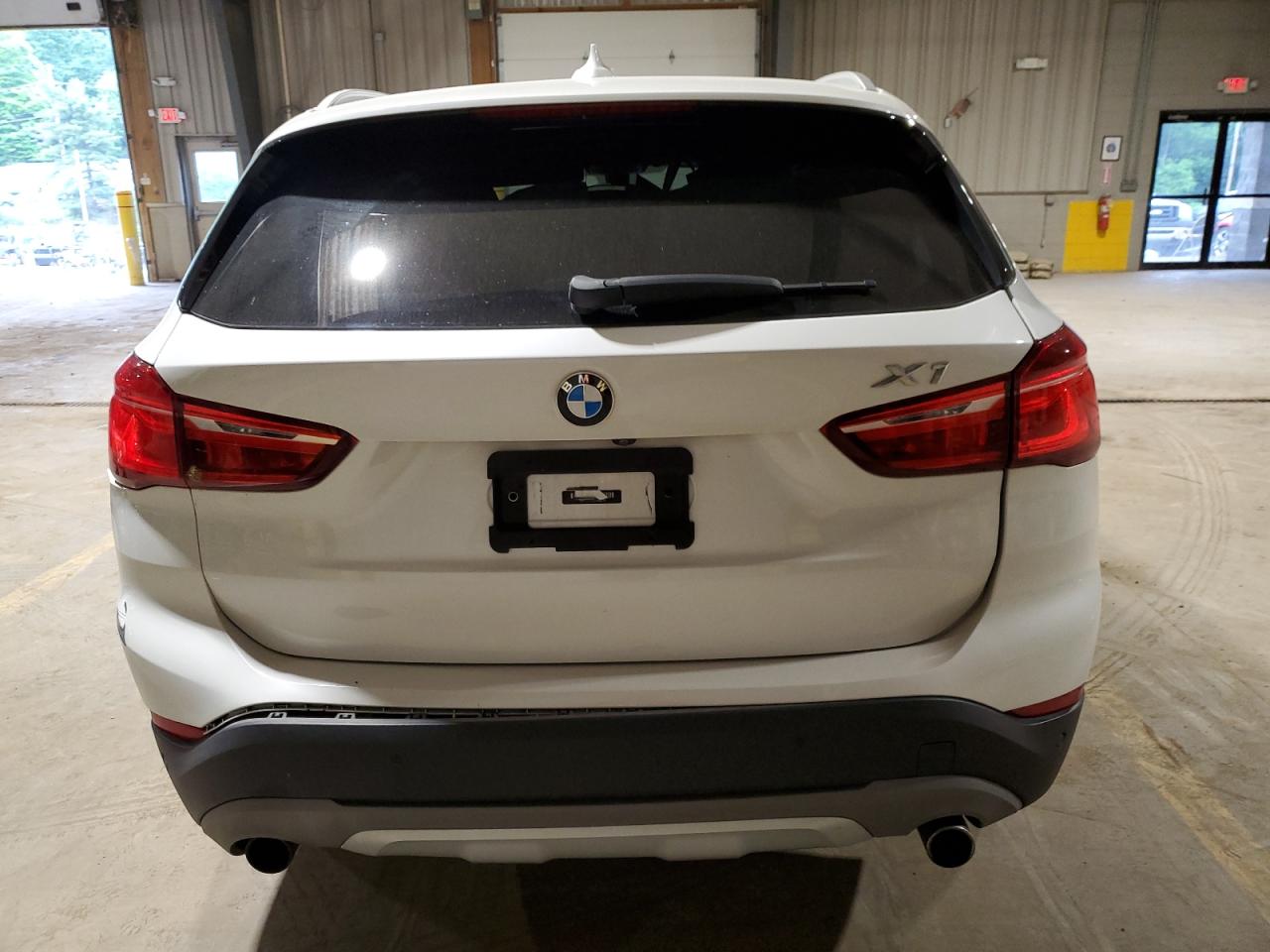 WBXHT3C33GP888619 2016 BMW X1 xDrive28I