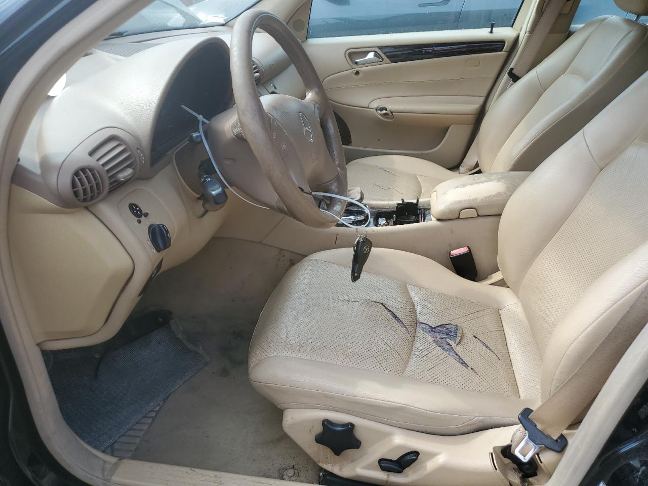 WDBRF81J94F543554 2004 Mercedes-Benz C 240 4Matic