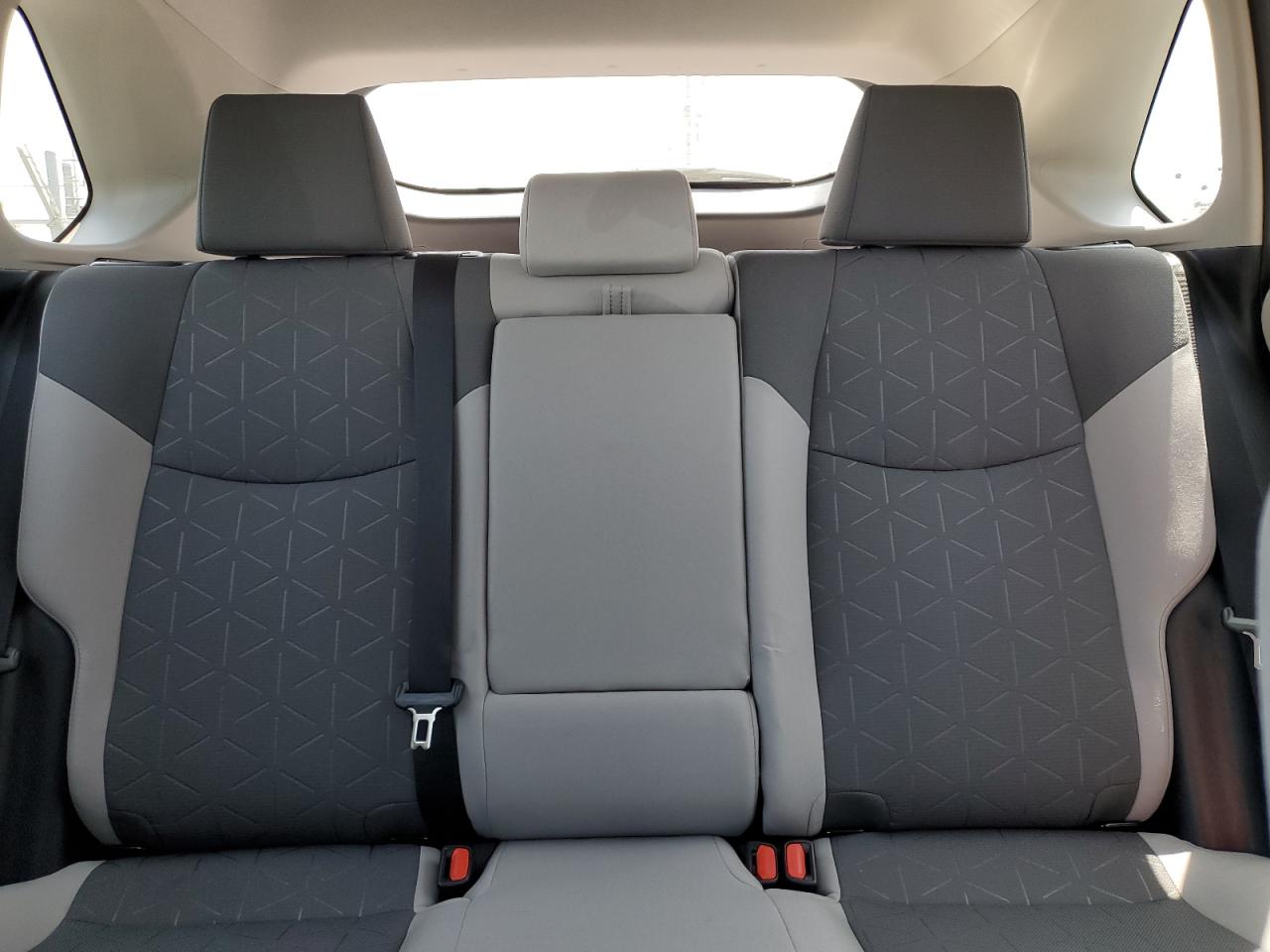 2T3W1RFV1LW103572 2020 Toyota Rav4 Xle