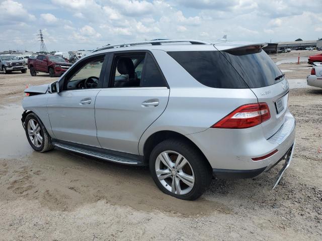 VIN 4JGDA5JB5DA183113 2013 Mercedes-Benz ML-Class, 350 no.2