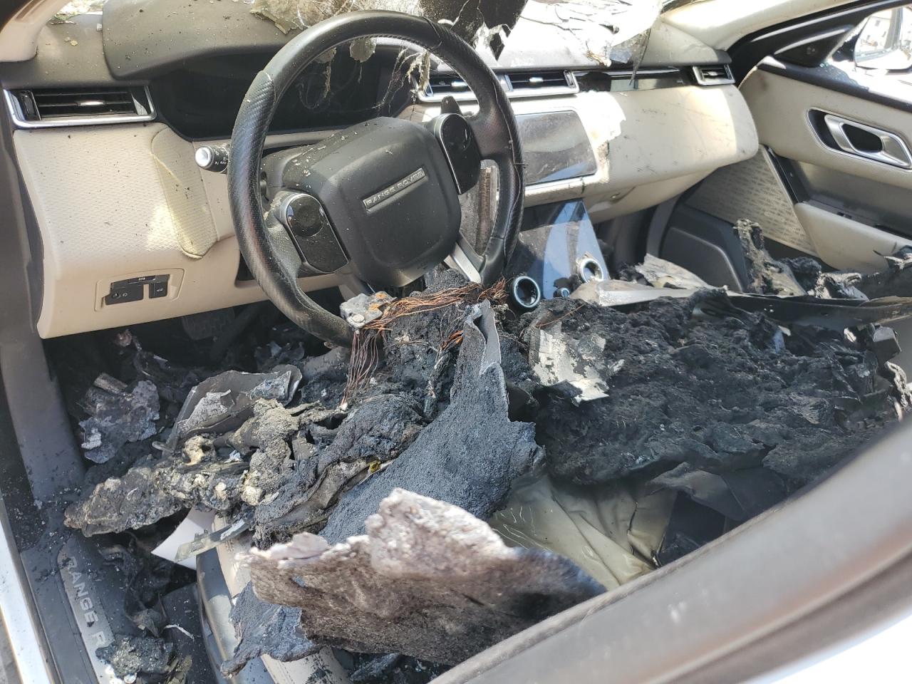 SALYB2RX1JA778028 2018 Land Rover Range Rover Velar S