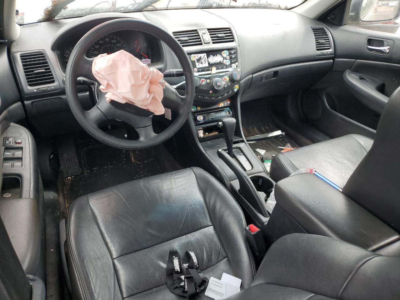 1HGCM56165A174527 2005 Honda Accord Dx