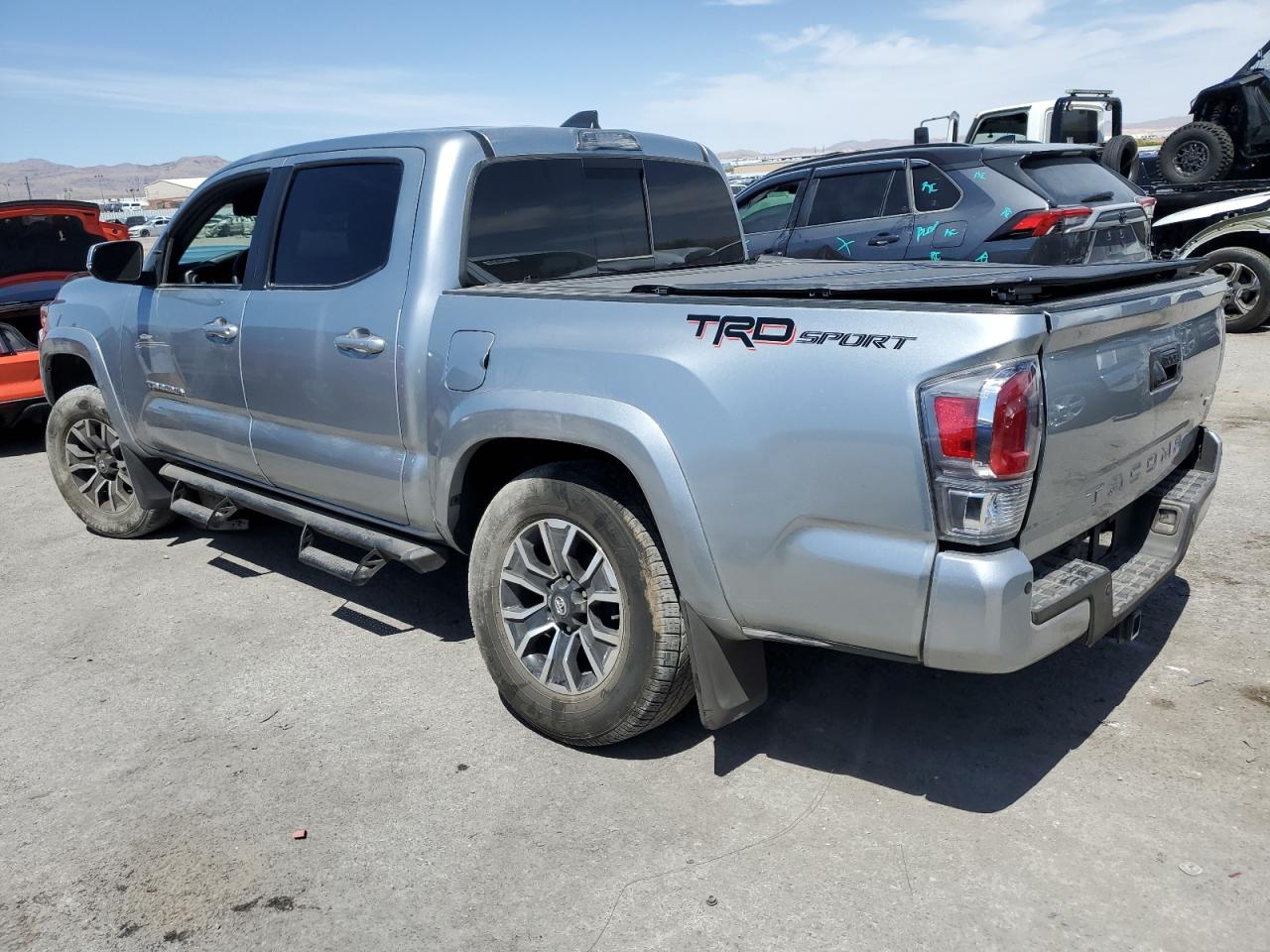 2022 Toyota Tacoma Double Cab vin: 3TMAZ5CN5NM176951