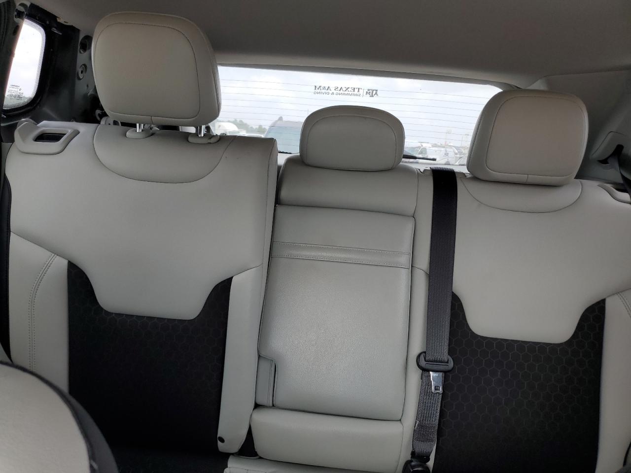 3C4NJCBB8HT668856 2017 Jeep Compass Latitude