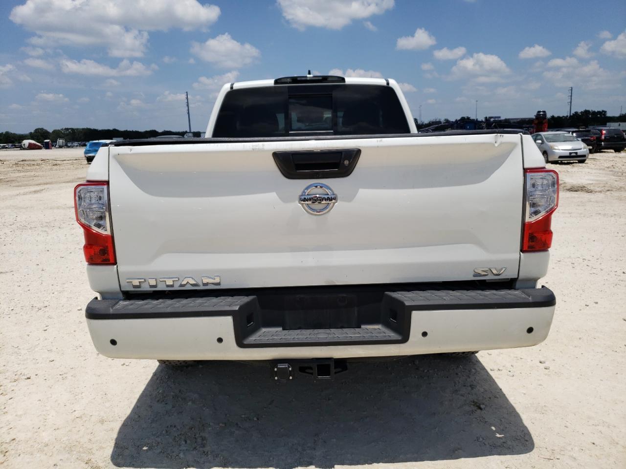 1N6AA1CF3NN107784 2022 Nissan Titan Sv